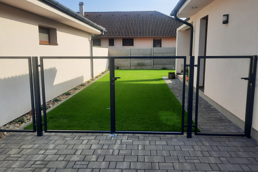 kétszárnyú_nagykapu_es_kiskapu_01.jpg